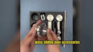 Une liste complète des accessoires de salle de douche, ensemble de portes coulissantes en acier inoxydable, accessoires de porte coulissante en verre