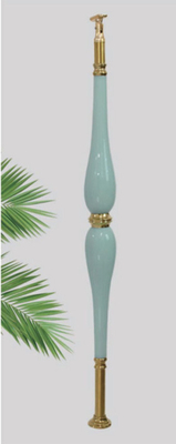 Colonnes de garde d'escalier en acrylique moderne Baluster en cristal du fabricant pour une utilisation intérieure