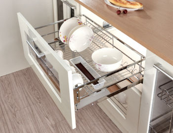 Retirez le Cabinet glissant les accessoires modernes de cuisine de casier métallique pour le stockage